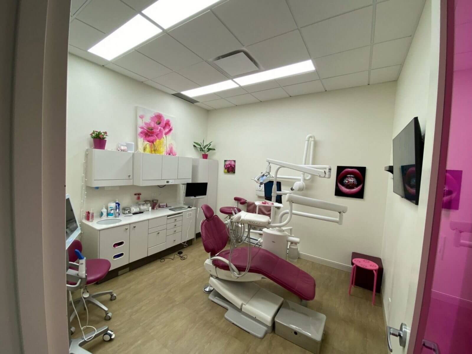 Salle de traitement centre dentaire et l'implantologie l'Ange Gardien